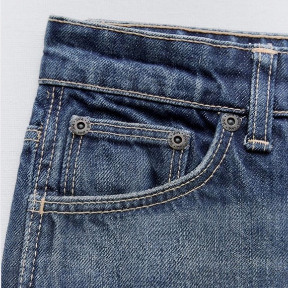 ZARA LOW-RISE DENIM SHORTS ZW COLLECTION - Picture 7 of 12